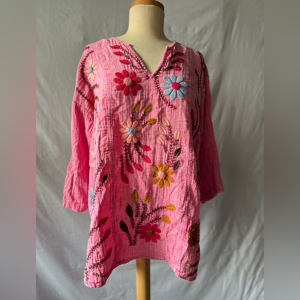 Avani del Amour Pink Embroidered Floral Tunic